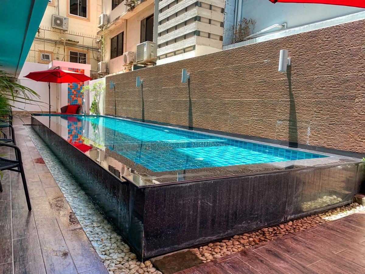 Jomtien Beach Hostel エクステリア 写真